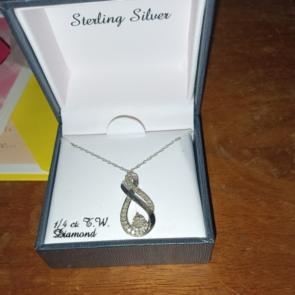 Kay Jewelers Sterling Silver Diamond Infinity Necklace